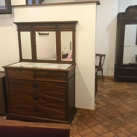 Le Prigioni Del Palazzo B&B ซอรา ห้อง รูปภาพ