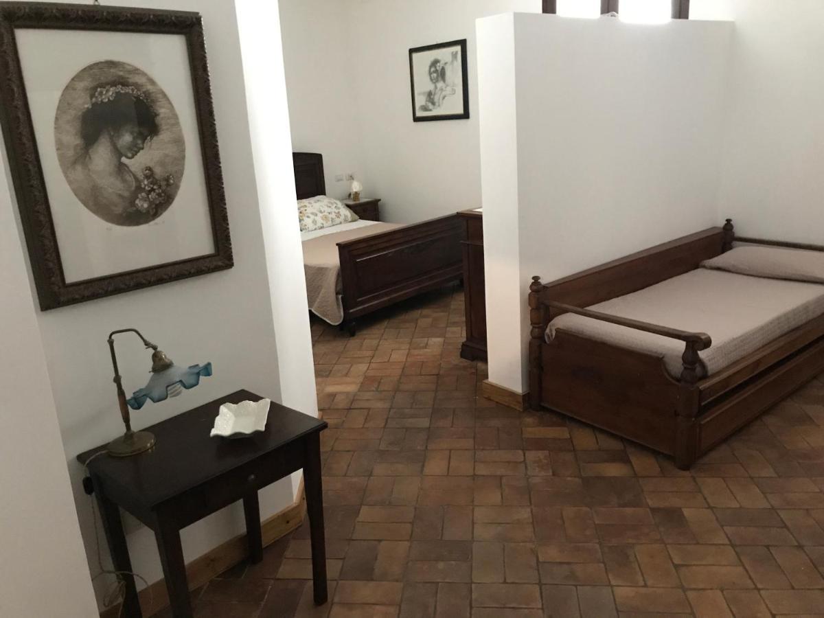 Le Prigioni Del Palazzo B&B ซอรา ห้อง รูปภาพ