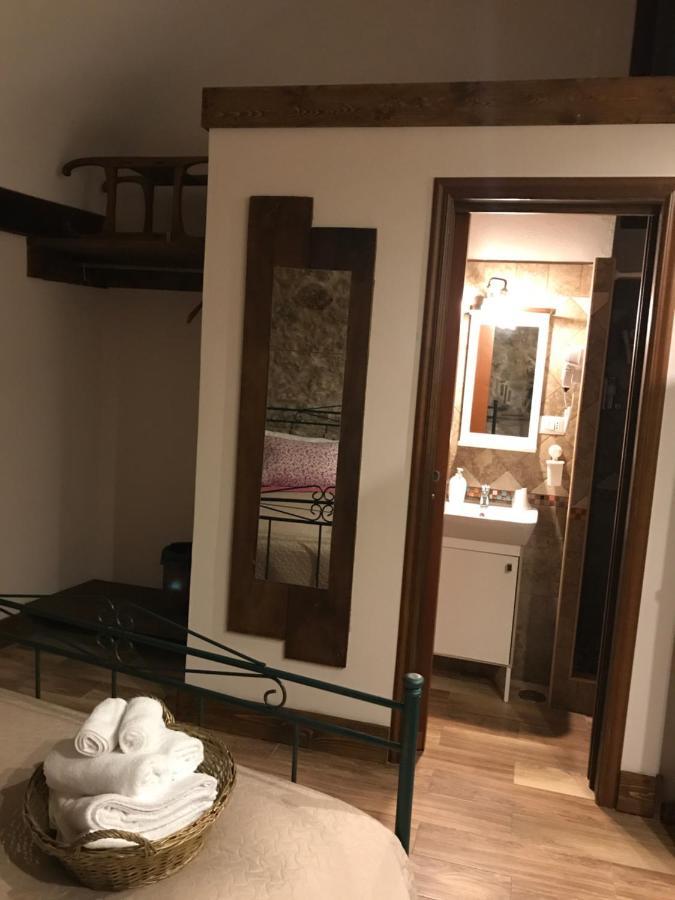 Le Prigioni Del Palazzo B&B ซอรา ภายนอก รูปภาพ