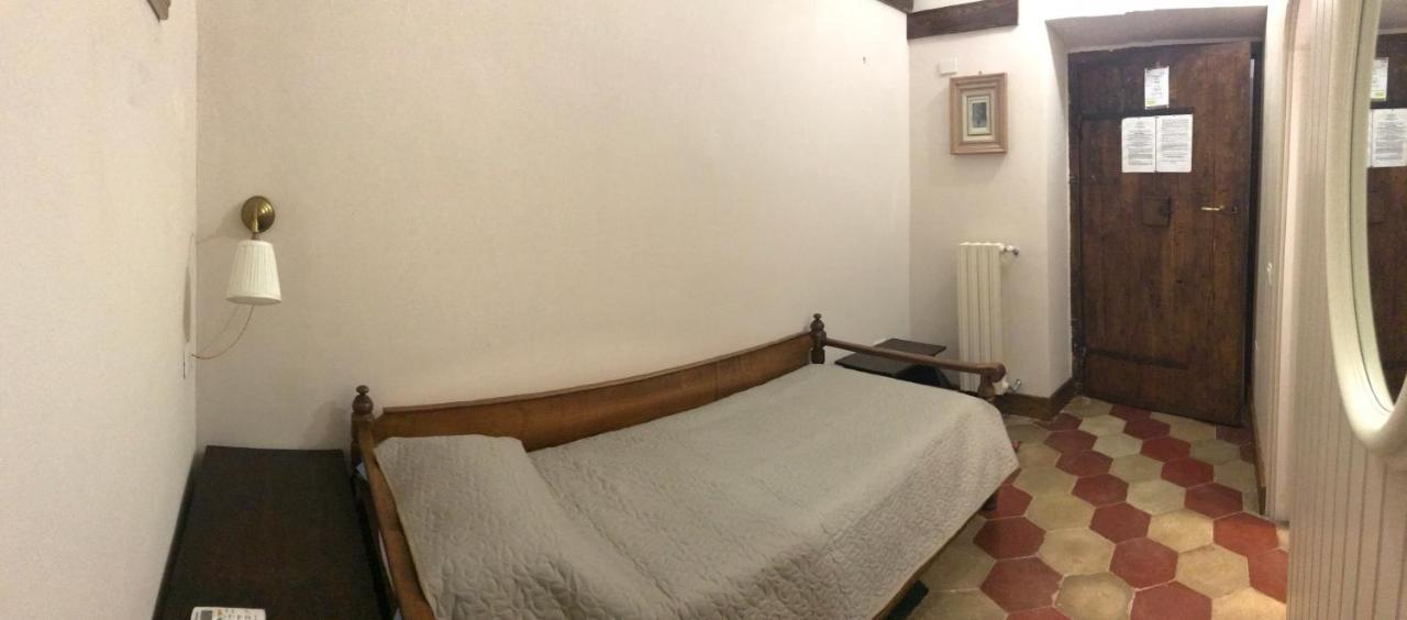 Le Prigioni Del Palazzo B&B ซอรา ภายนอก รูปภาพ