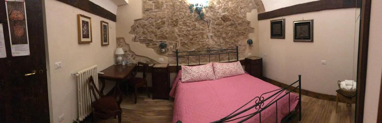 Le Prigioni Del Palazzo B&B ซอรา ภายนอก รูปภาพ