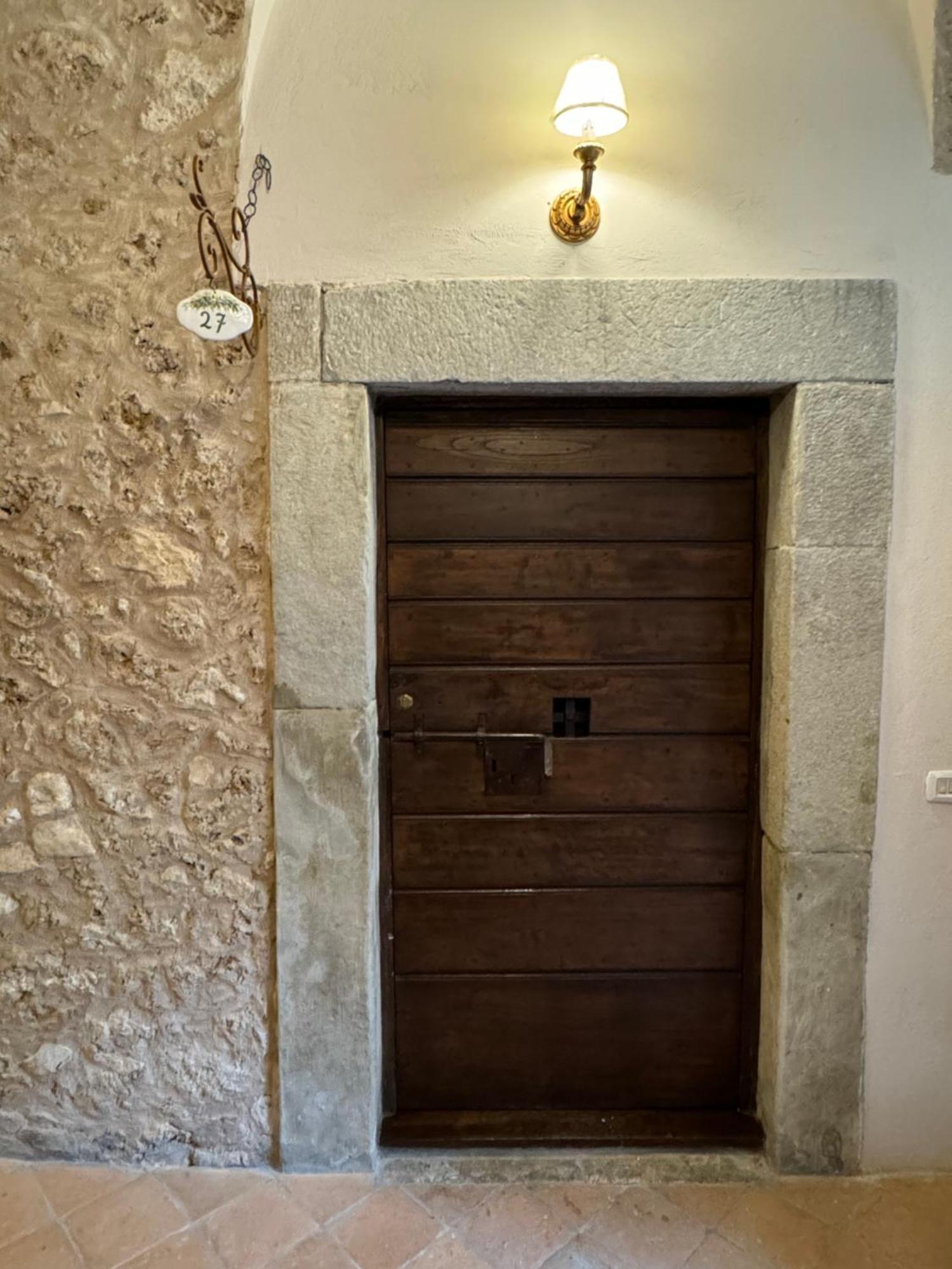 Le Prigioni Del Palazzo B&B ซอรา ภายนอก รูปภาพ